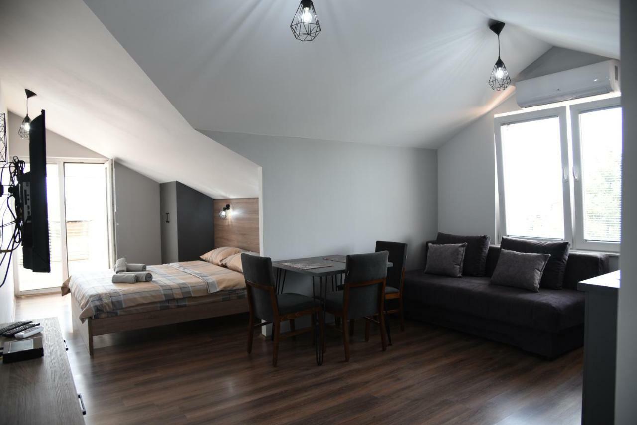 Mihail'S Apartments In Ohrid - 1 Bagian luar foto